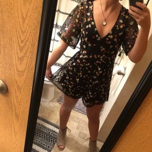 Honey Punch Romper Size Small